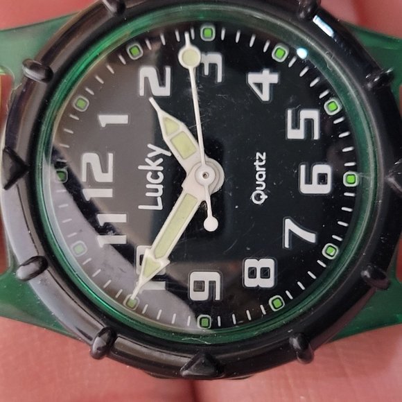 Watch Lot 5 Fashion Watches Assorted Colors Styles As Is Not Tested For Parts - Picture 11 of 14